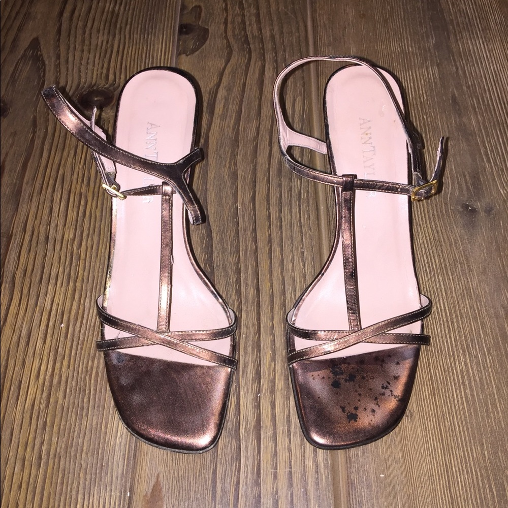 Ann Taylor Metallic Heel - Size 7M